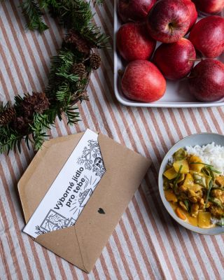 My jen, že máme vouchery, které by u stromku mohly udělat radost.😬♥️ #freezypeezy